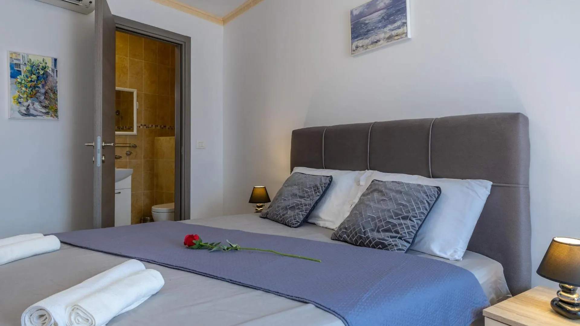 Rooms On Liberty Square Poreč 0*,