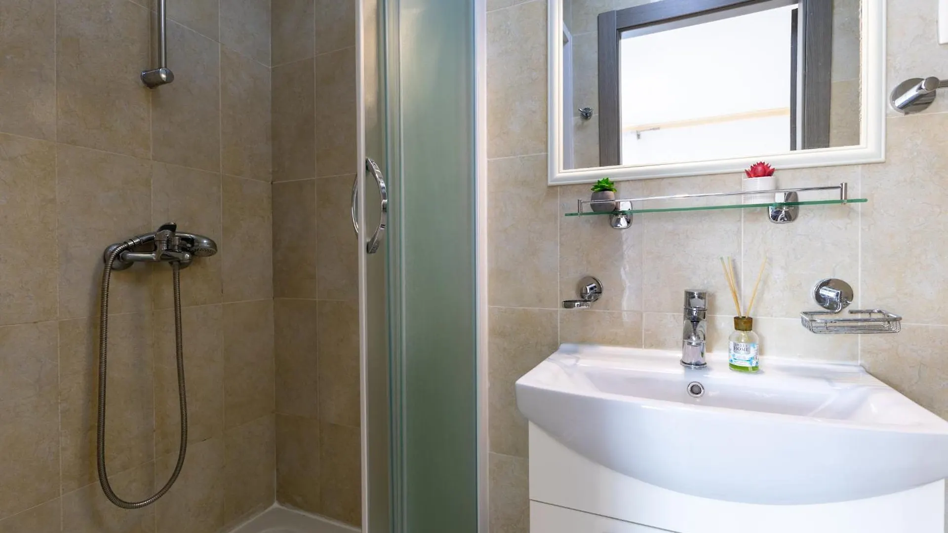 Rooms On Liberty Square Porec 0*,  Croazia