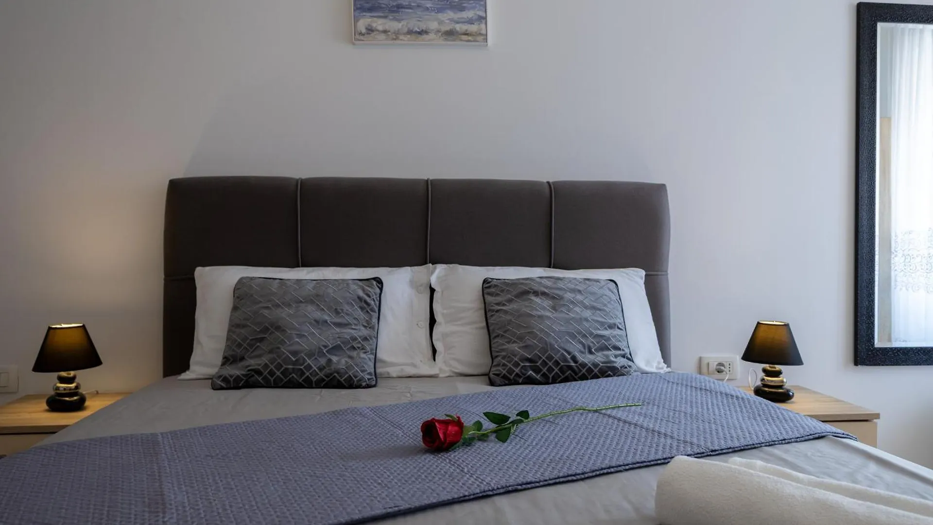 Rooms On Liberty Square Porec Guest house